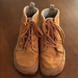 Wildling Barefoot High-Top Sneakers